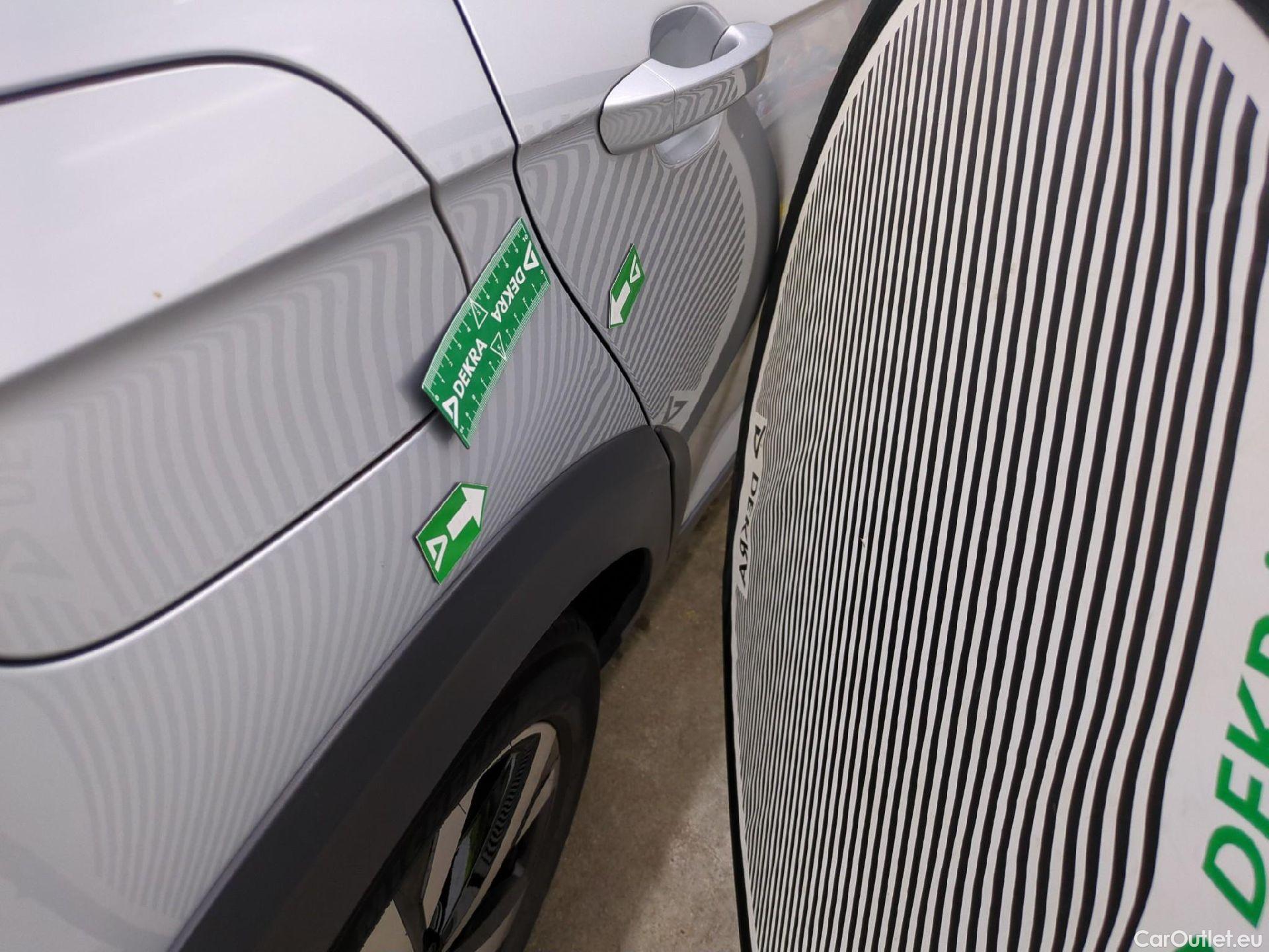  Volkswagen  Taigo  Style 1.0 TSI 110CV BVA7 E6d #4