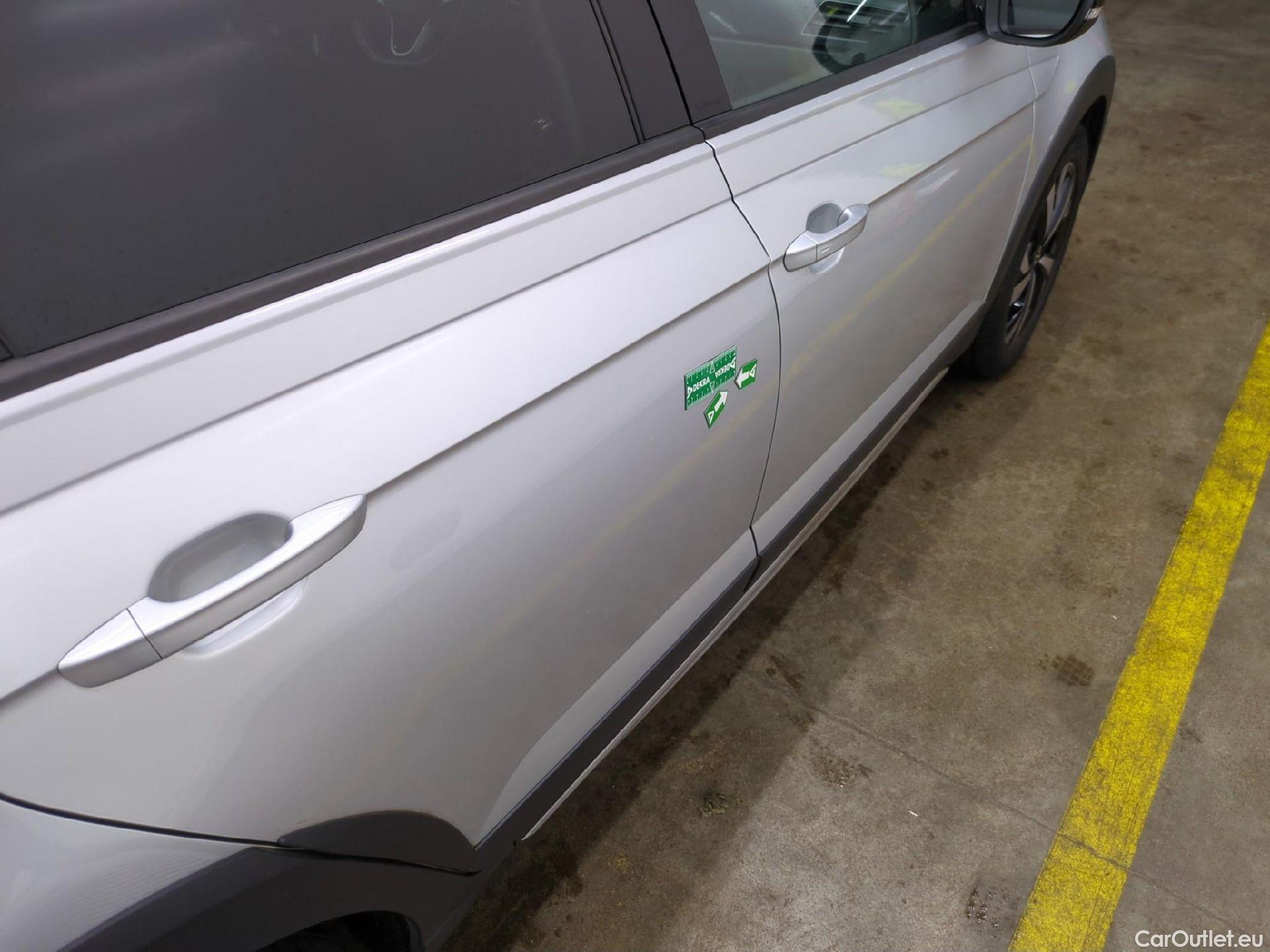  Volkswagen  Taigo  Style 1.0 TSI 110CV BVA7 E6d #6