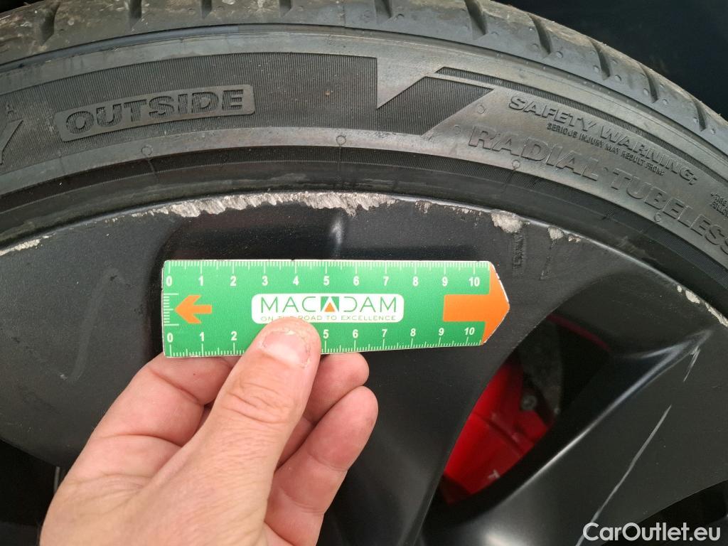  Tesla  Model Y TESLA  / 2020 / 5P / SUV Performance Dual Motor AWD #2