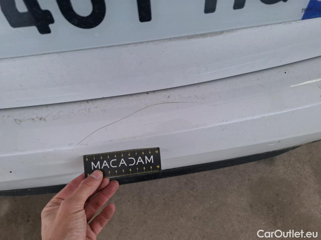  Bmw  Serie 1 Série 1 Berline 118 d Edition Sport 2.0 150CV BVA8 E6d #13