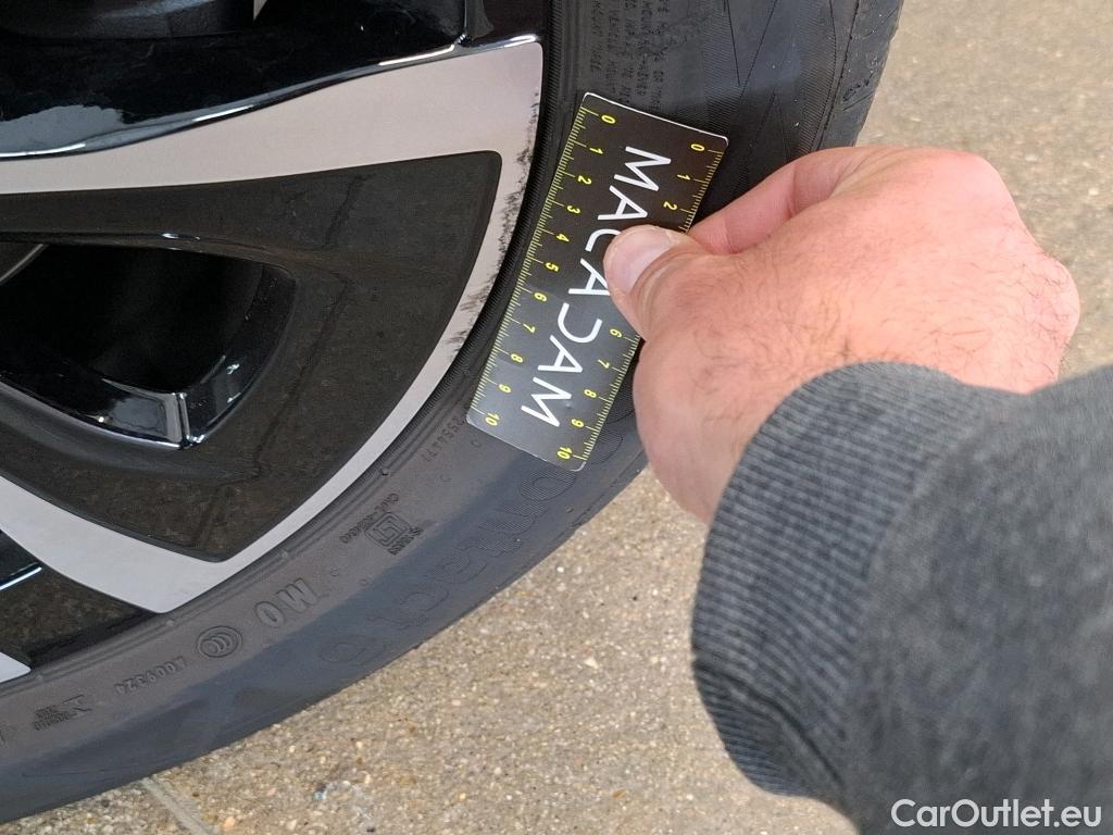  Mercedes  B-Klasse MERCEDES-BENZ Classe B / 2022 / 5P / monospace B 180 Business Line #24