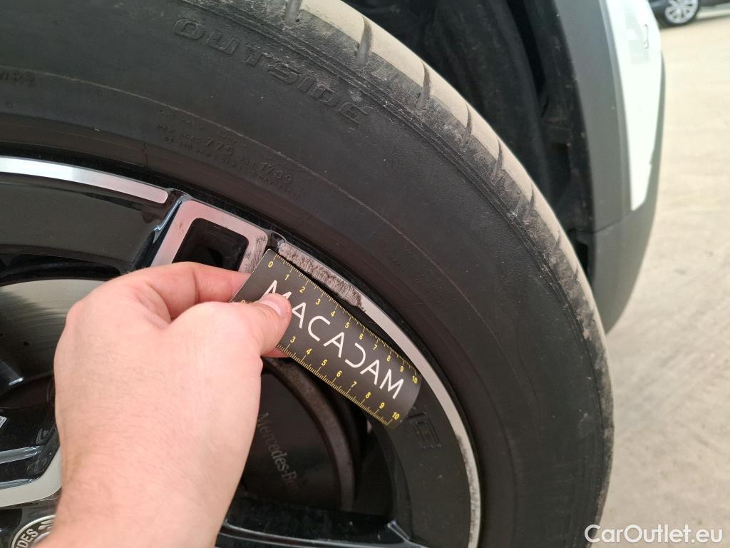  Mercedes  GLB  / 2019 / 5P / SUV  200 d AMG Line #14