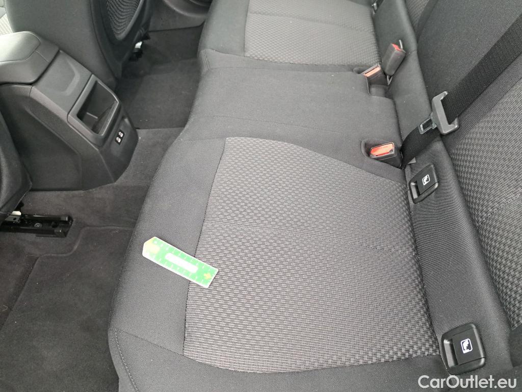  Bmw  Serie 1 BMW Série 1 / 2019 / 5P / Berline 116i Business Design #1