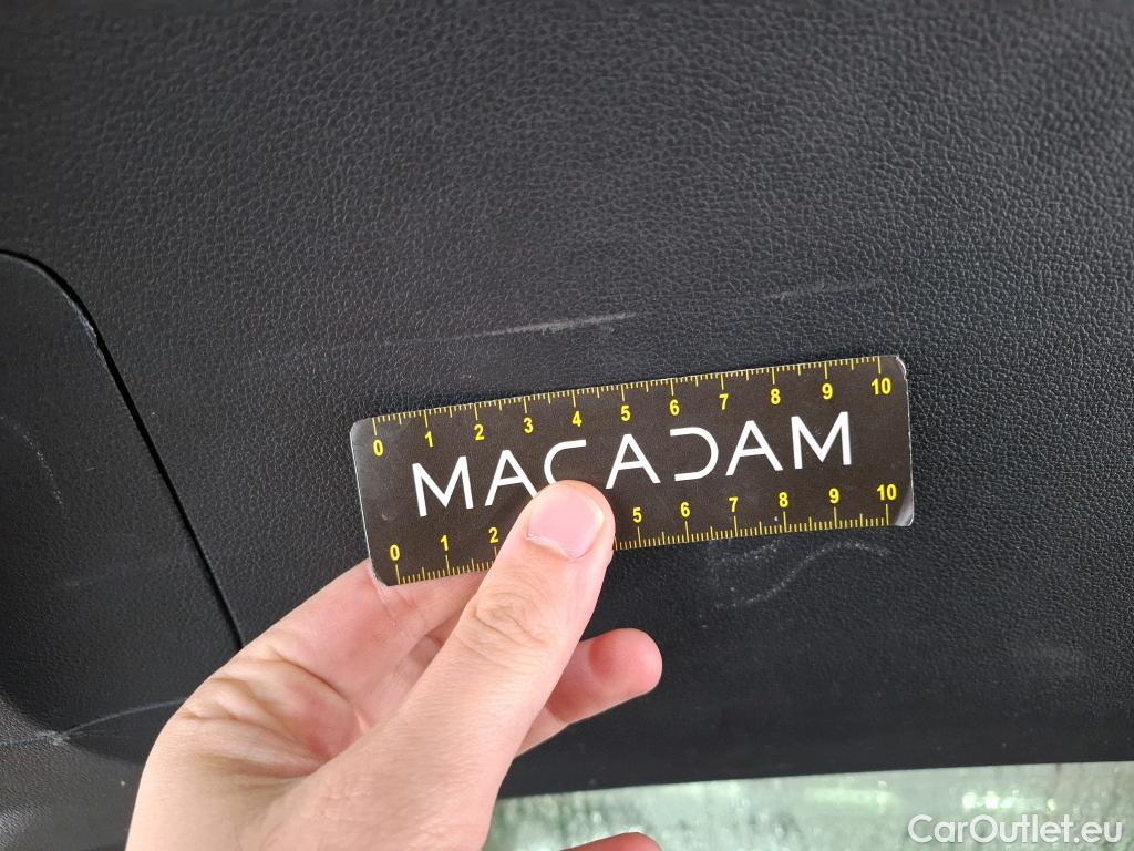  Volkswagen  Touran  Carat BlueMotion Tech 2.0 TDI 150CV BVA7 7 Sieges E6d #5