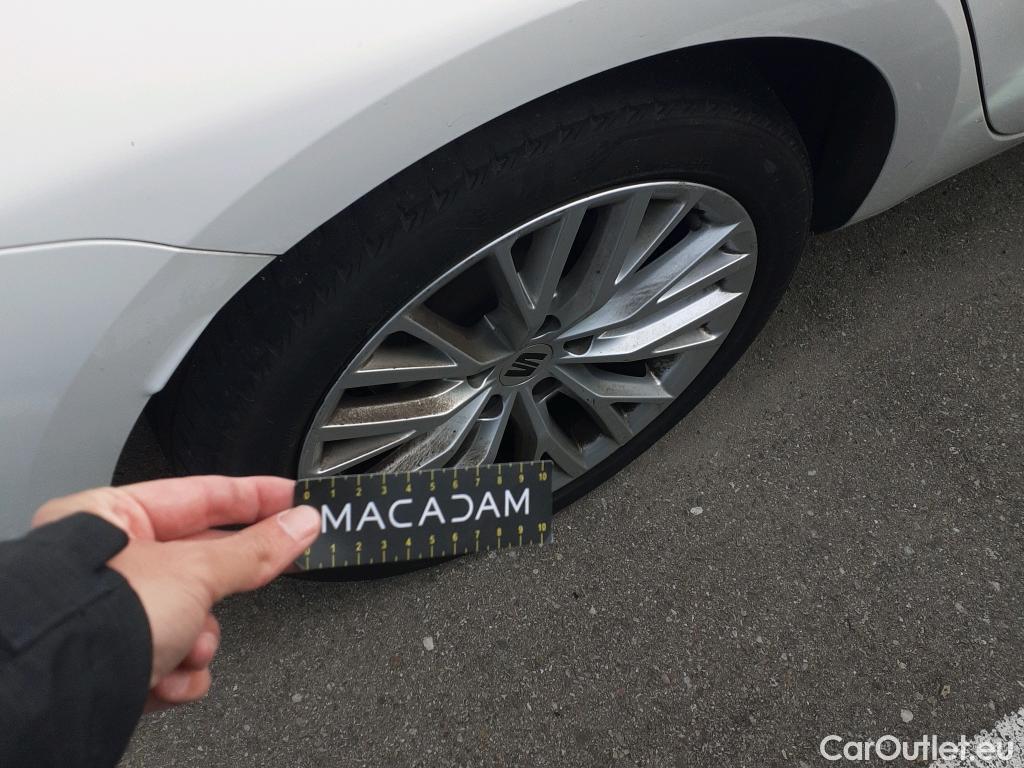  Seat  Leon SEAT Nuevo León / 2020 / 5P / familiar SP 1.4 e-Hybrid DSG S&S Xcellence Go L (AC) #16