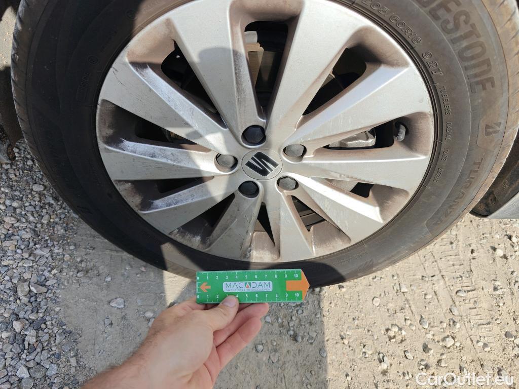  Seat  Arona  Style Special Edition 1.0 TSI 115CV AT7 E6d #14