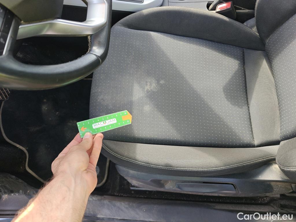  Seat  Arona  Style Special Edition 1.0 TSI 115CV AT7 E6d #9