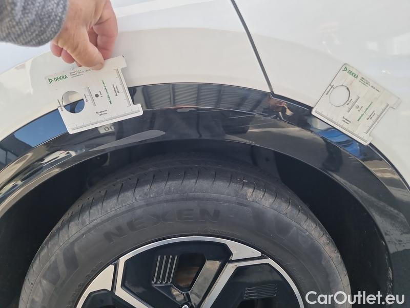  KIA  Niro  (2022)  1.6GDI HEV Style AT 5d #3