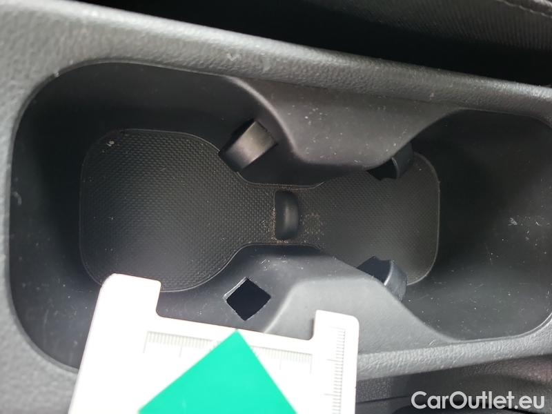  Hyundai  i30   cw (PD)(2017->)  kom.1.6CRDi 115 Smart #25