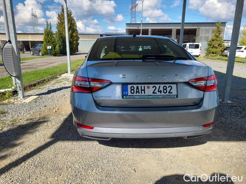  Skoda  Superb  2 (2008) Supe.FL2.0TDI 110 Ambition AT #15