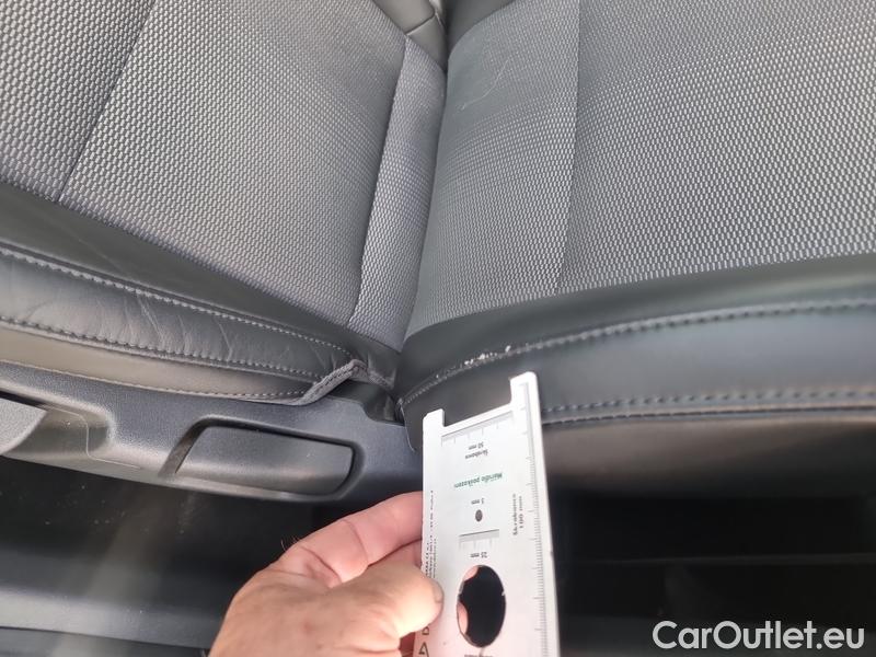  KIA  Niro  (2022)  1.6GDI HEV Style AT 5d #8