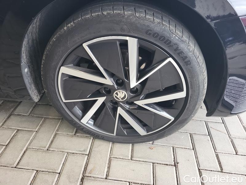  Skoda  Octavia  Lim. (NX3)(2020) Oct.2.0TSI 140 Style 4x4 AT #11