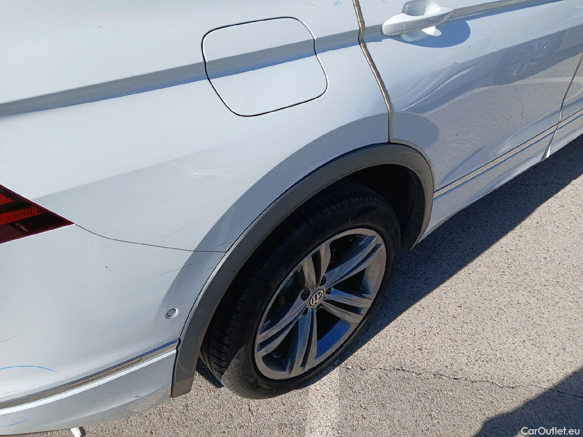  Volkswagen  Tiguan VOLKSWAGEN  Allspace / 2017 / 5P / todoterreno Sport 2.0 TDI 147kW (200CV) 4Motion DSG #37