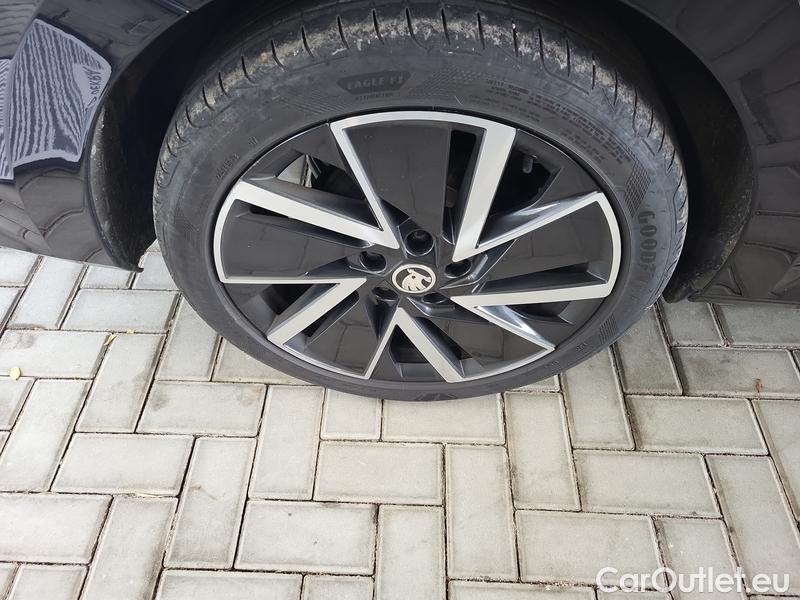  Skoda  Octavia  Lim. (NX3)(2020) Oct.2.0TSI 140 Style 4x4 AT #8