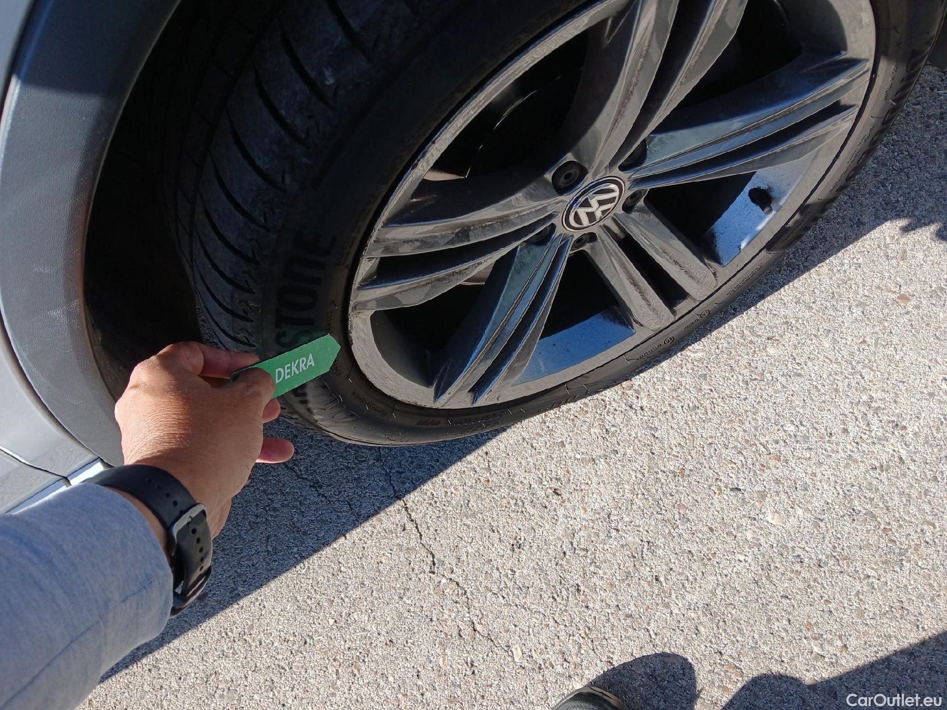  Volkswagen  Tiguan VOLKSWAGEN  Allspace / 2017 / 5P / todoterreno Sport 2.0 TDI 147kW (200CV) 4Motion DSG #6