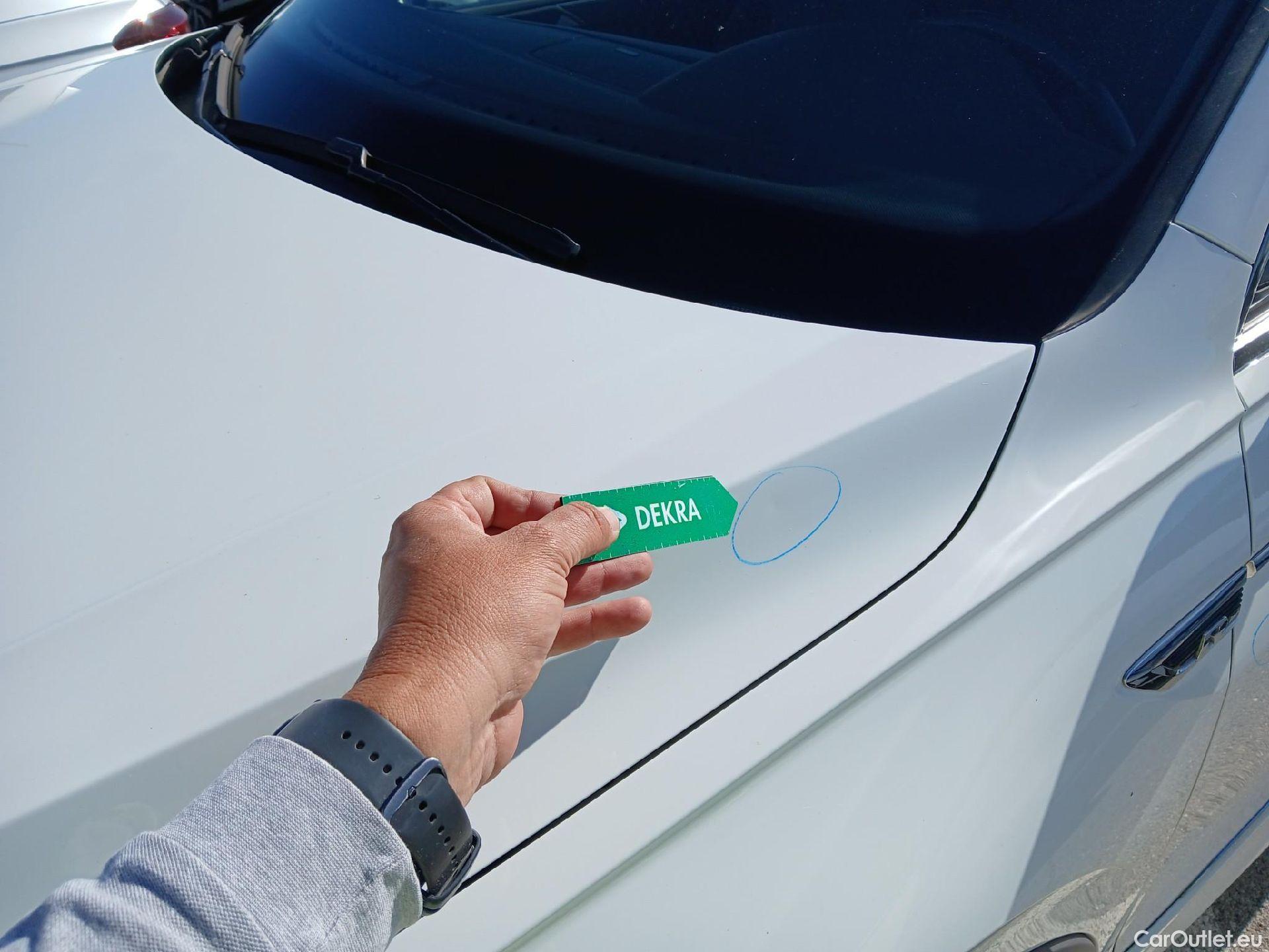  Volkswagen  Tiguan VOLKSWAGEN  Allspace / 2017 / 5P / todoterreno Sport 2.0 TDI 147kW (200CV) 4Motion DSG #15