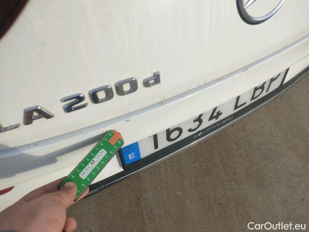  Mercedes  CLA-Klasse MERCEDES-BENZ Clase CLA / 2019 / 4P / coupé CLA 200 D DCT #16