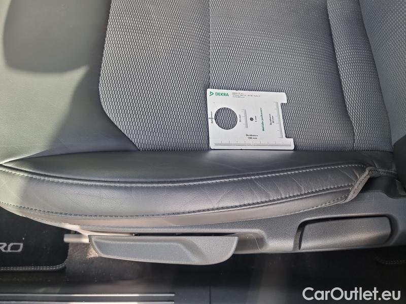  KIA  Niro  (2022)  1.6GDI HEV Style AT 5d #9