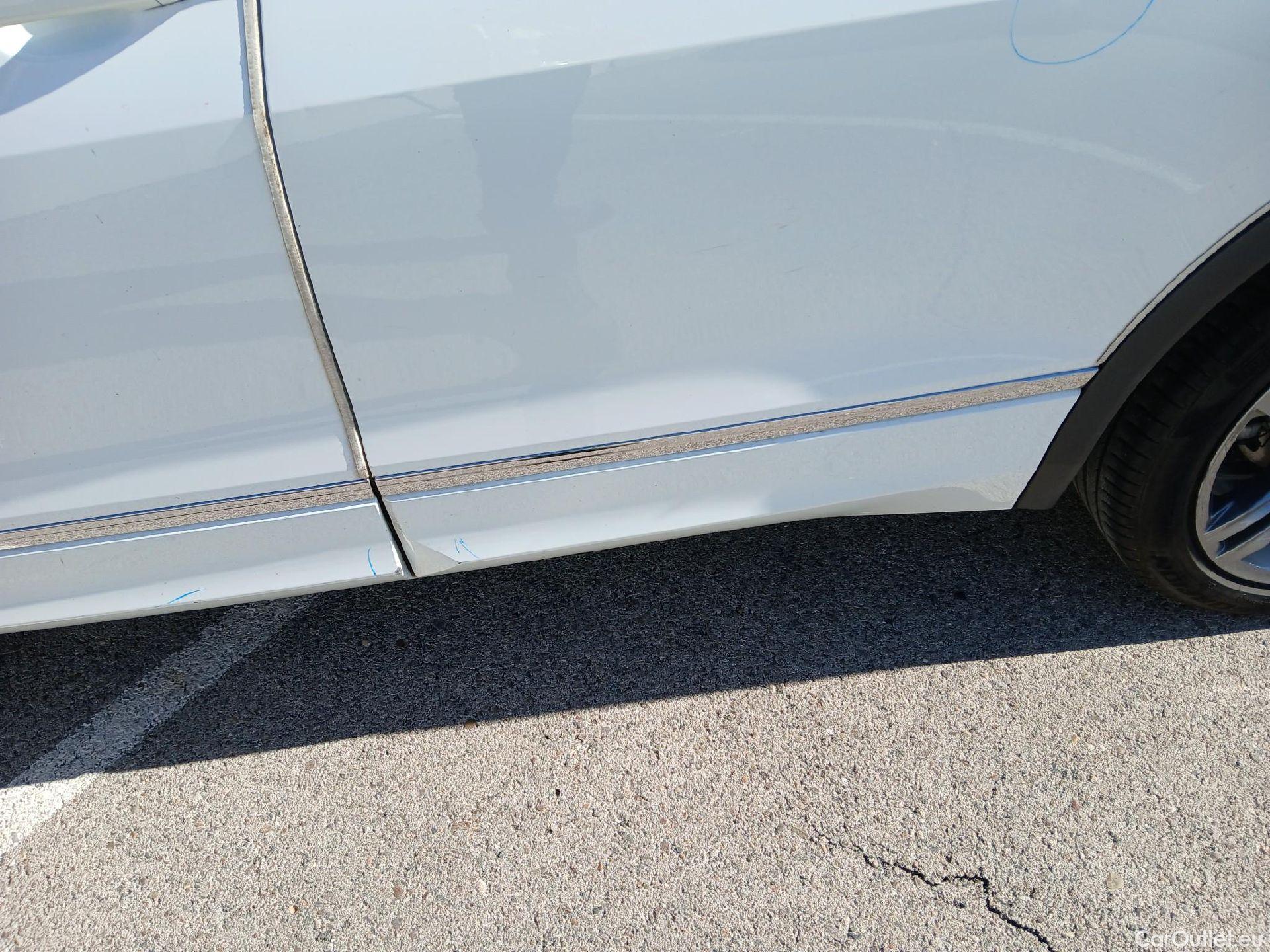  Volkswagen  Tiguan VOLKSWAGEN  Allspace / 2017 / 5P / todoterreno Sport 2.0 TDI 147kW (200CV) 4Motion DSG #25