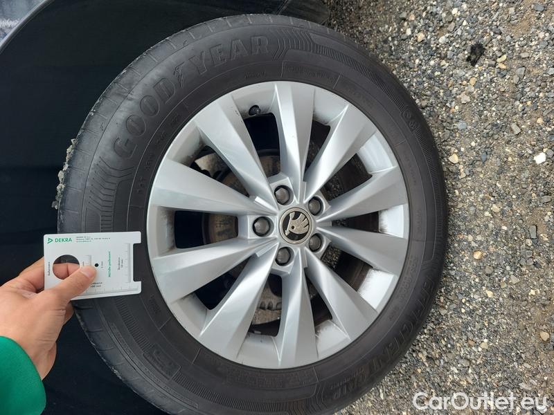  Skoda  KAMIQ -SUV (NW4) (2019)  1.5TSI 110 Style AT #17