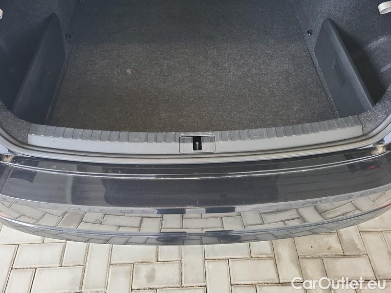  Skoda  Octavia  Lim. (NX3)(2020) Oct.2.0TSI 140 Style 4x4 AT #14