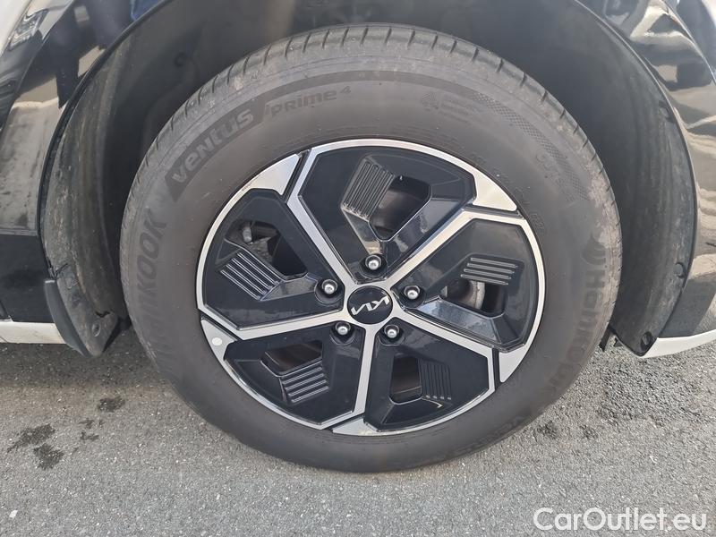  KIA  Niro  (2022)  1.6GDI HEV Style AT 5d #2