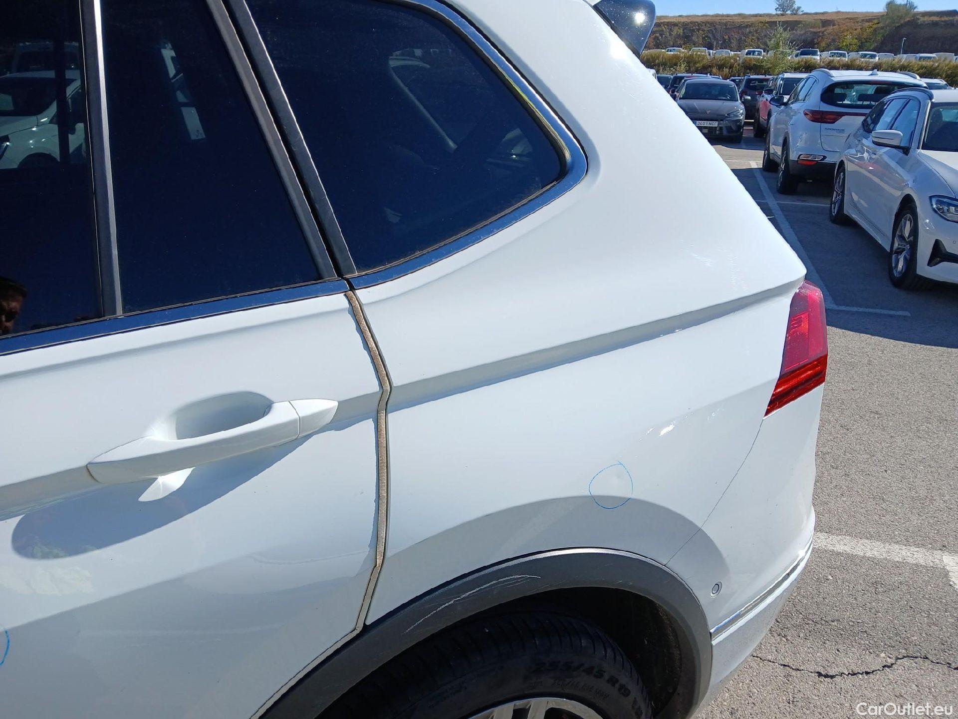  Volkswagen  Tiguan VOLKSWAGEN  Allspace / 2017 / 5P / todoterreno Sport 2.0 TDI 147kW (200CV) 4Motion DSG #29