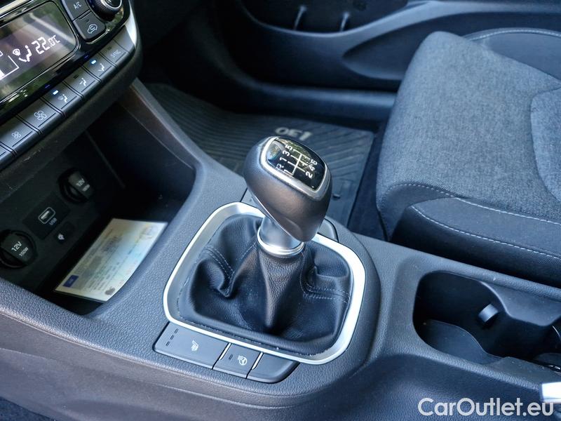  Hyundai  i30   cw (PD)(2017->)  kom.1.6CRDi 115 Smart #12