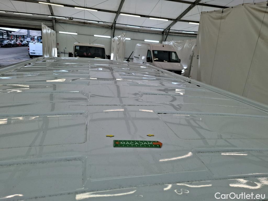  Renault  Trafic  Fourgon L2H1 3T Grand Confort 2.0 dCi 130CV BVM6 E6d #35