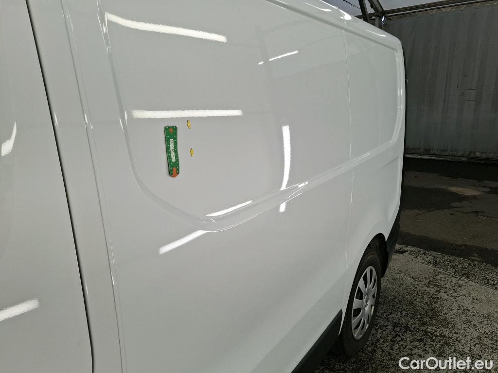 Renault  Trafic RENAULT  / 2019 / 4P / Fourgon tole FG GCF L1H1 1000 dCi 120 #35
