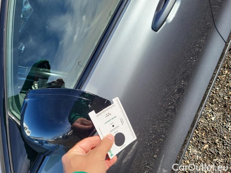  Volvo  V60  (2010)  T6 R-Design AWD AT #4