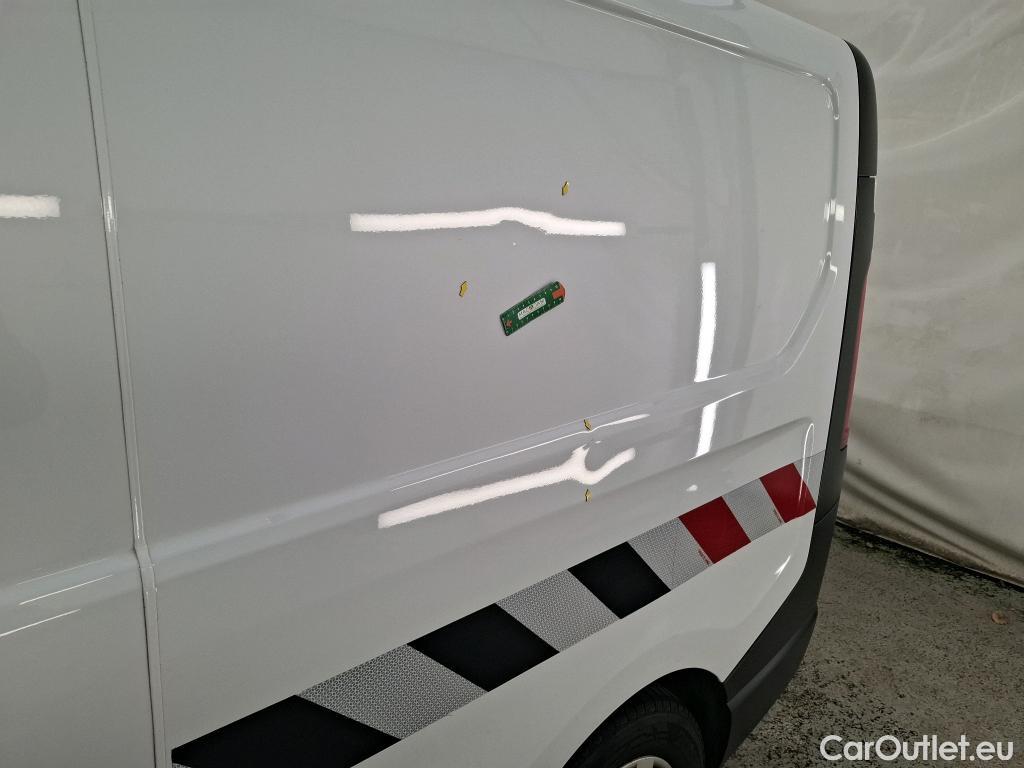  Renault  Trafic  III Fourgon Grand Confort L2H1 1200 1.6 dCi 145CV BVA6 E6dT #1