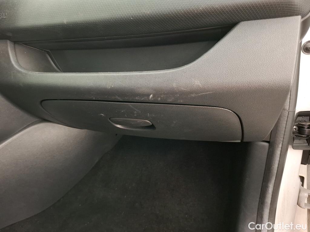  Renault  Clio  IV Air MediaNav 1.5 dCi 75CV BVM5 E6 #32