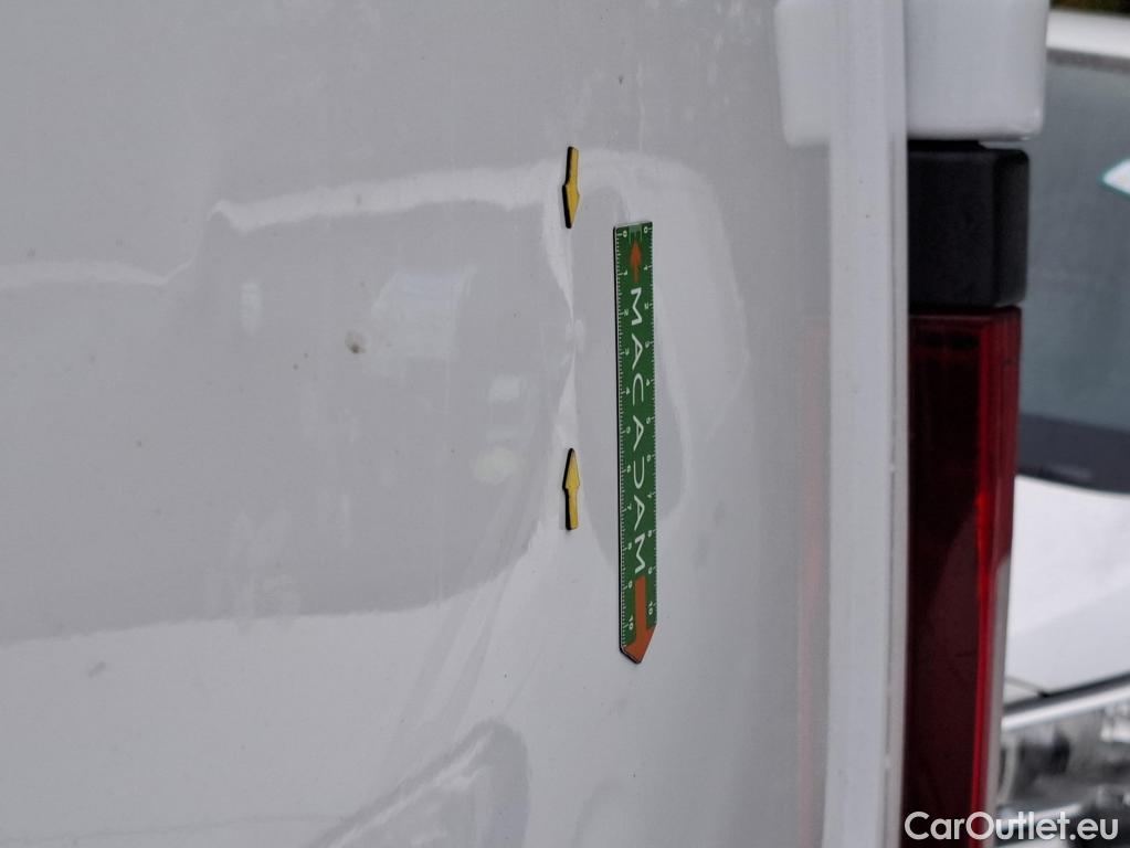  Renault  Trafic  Fourgon L2H1 3T Grand Confort 2.0 dCi 130CV BVM6 E6d #15