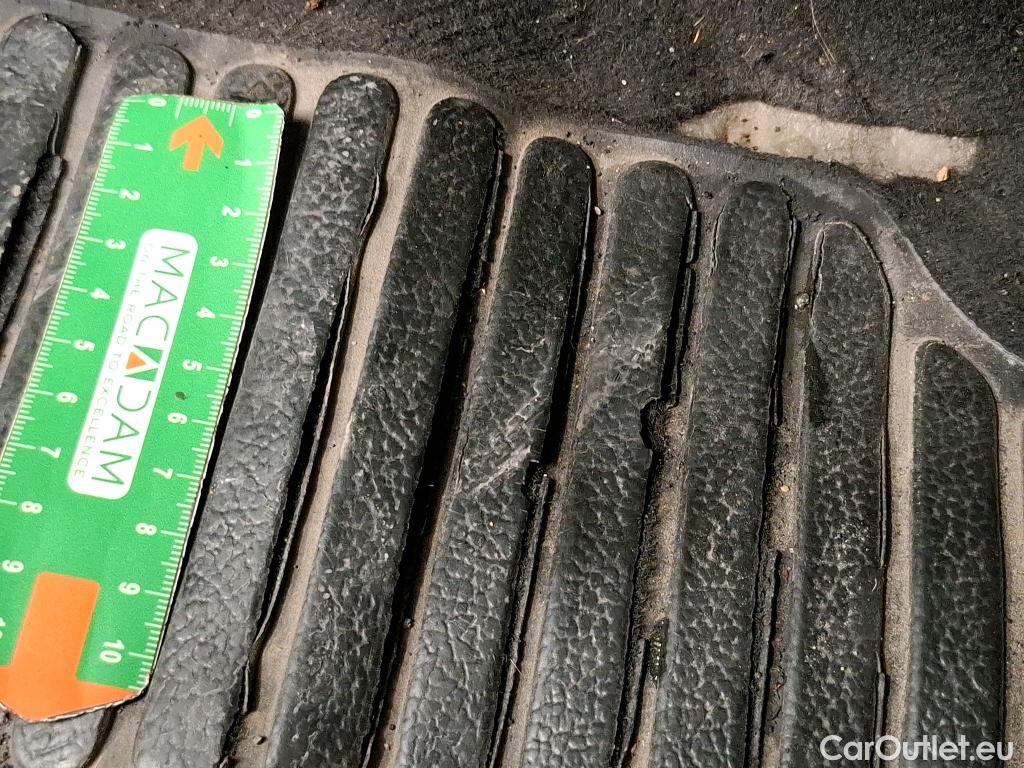  Renault  Clio  IV Air MediaNav 1.5 dCi 75CV BVM5 E6 #42