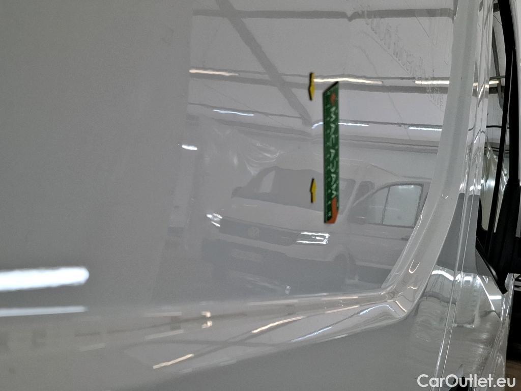  Renault  Trafic  Fourgon L2H1 3T Grand Confort 2.0 dCi 130CV BVM6 E6d #24