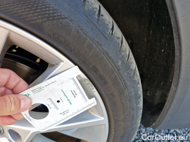  Skoda  Octavia  Combi (NX3)(2020) Oct.C.2.0 TSI 140 Scout 4x4 AT #7