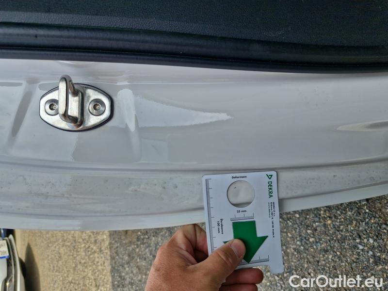  Skoda  Octavia  Combi (NX3)(2020) Oct.Combi 1.5TSI 110 Style Aut #10