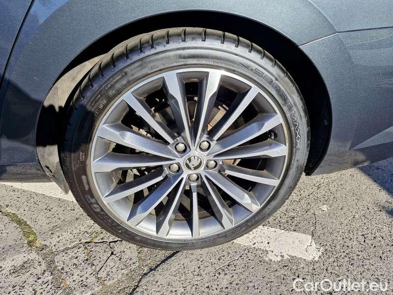  Skoda  Superb  Combi (3V5)(2015) Su.com.2.0TDI 147 4x4 L&K Aut #22