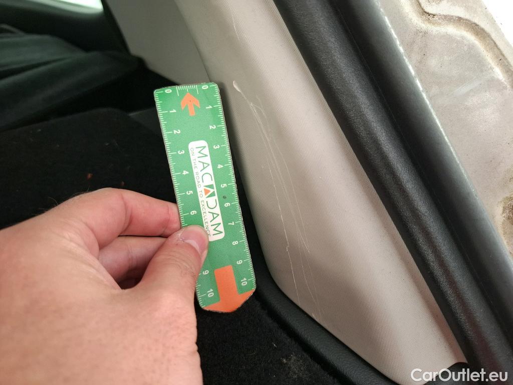  Renault  Clio  IV Air MediaNav 1.5 dCi 75CV BVM5 E6 #44