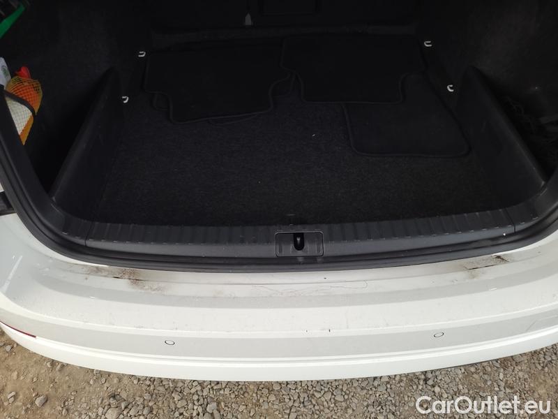  Skoda  Octavia  Combi (NX3)(2020) Oct.Combi 1.5TSI 110 Style #7