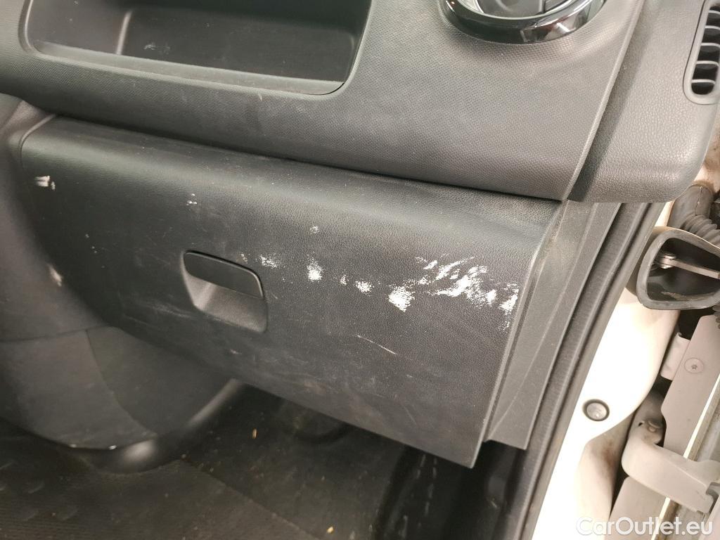  Renault  Trafic RENAULT  / 2019 / 4P / Fourgon tole FG GCF L1H1 1000 dCi 120 #9