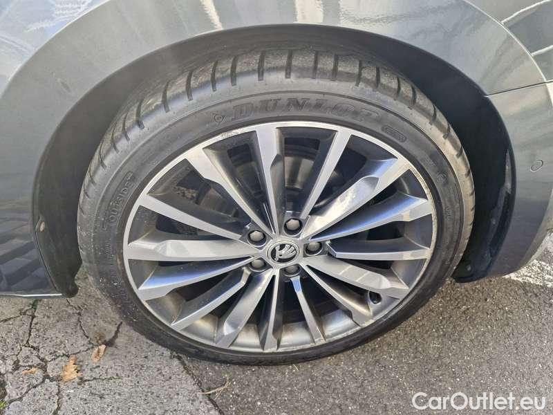  Skoda  Superb  Combi (3V5)(2015) Su.com.2.0TDI 147 4x4 L&K Aut #20