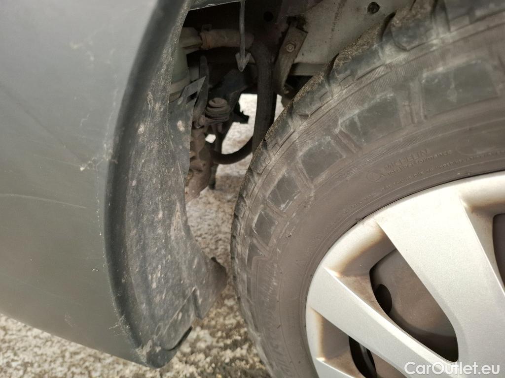  Renault  Trafic RENAULT  / 2019 / 4P / Fourgon tole FG GCF L1H1 1000 dCi 120 #21