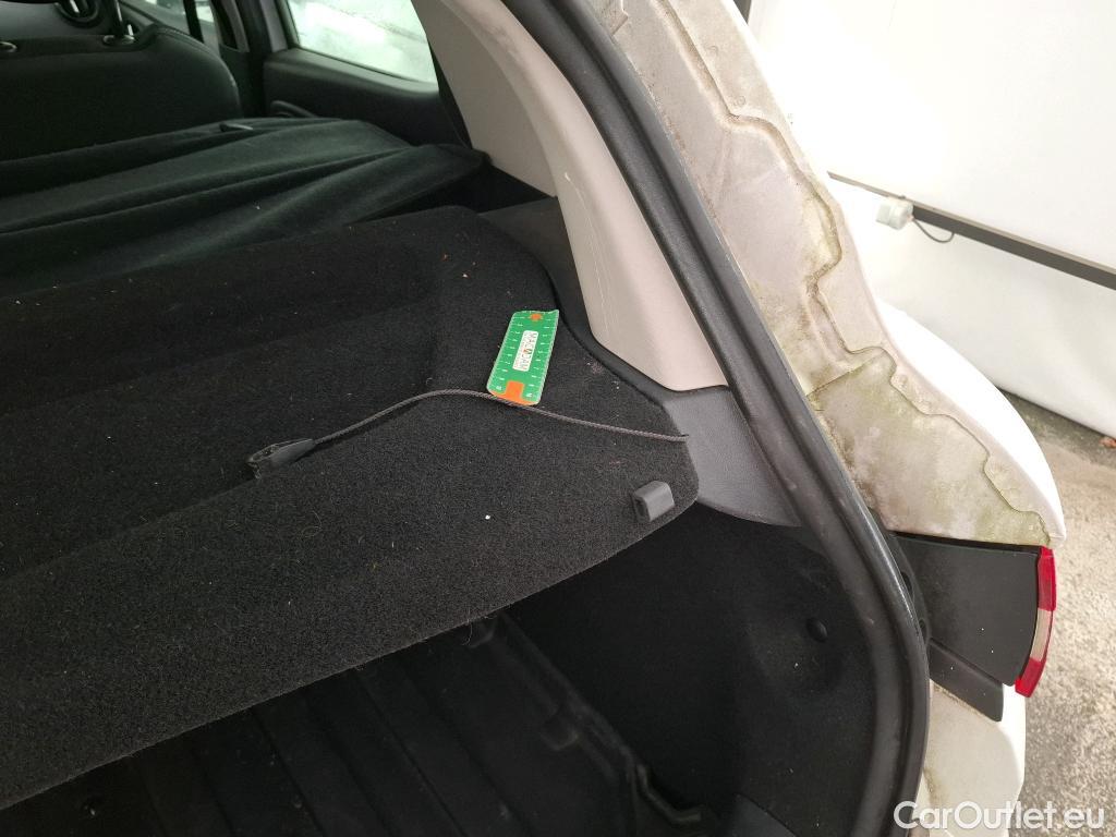  Renault  Clio  IV Air MediaNav 1.5 dCi 75CV BVM5 E6 #43