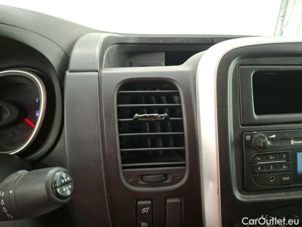  Renault  Trafic RENAULT  / 2019 / 4P / Fourgon tole FG GCF L1H1 1000 dCi 120 #27