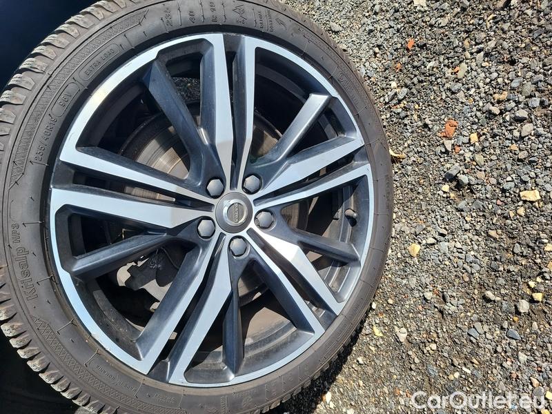  Volvo  V60  (2010)  T6 R-Design AWD AT #9