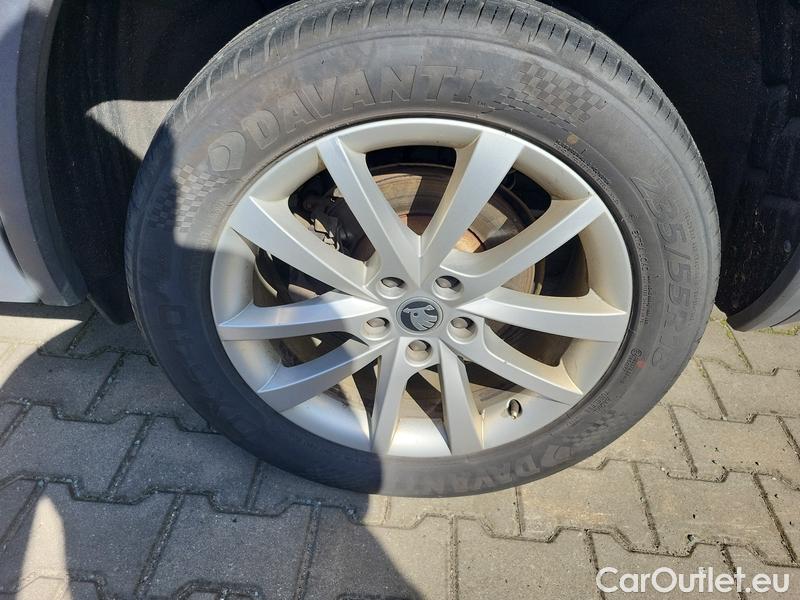  Skoda  Kodiaq  (2016)  2.0TDI 110 Style AT #8