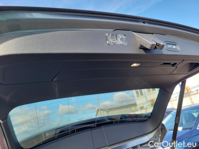  Volvo  V60  (2010)  T6 R-Design AWD AT #26