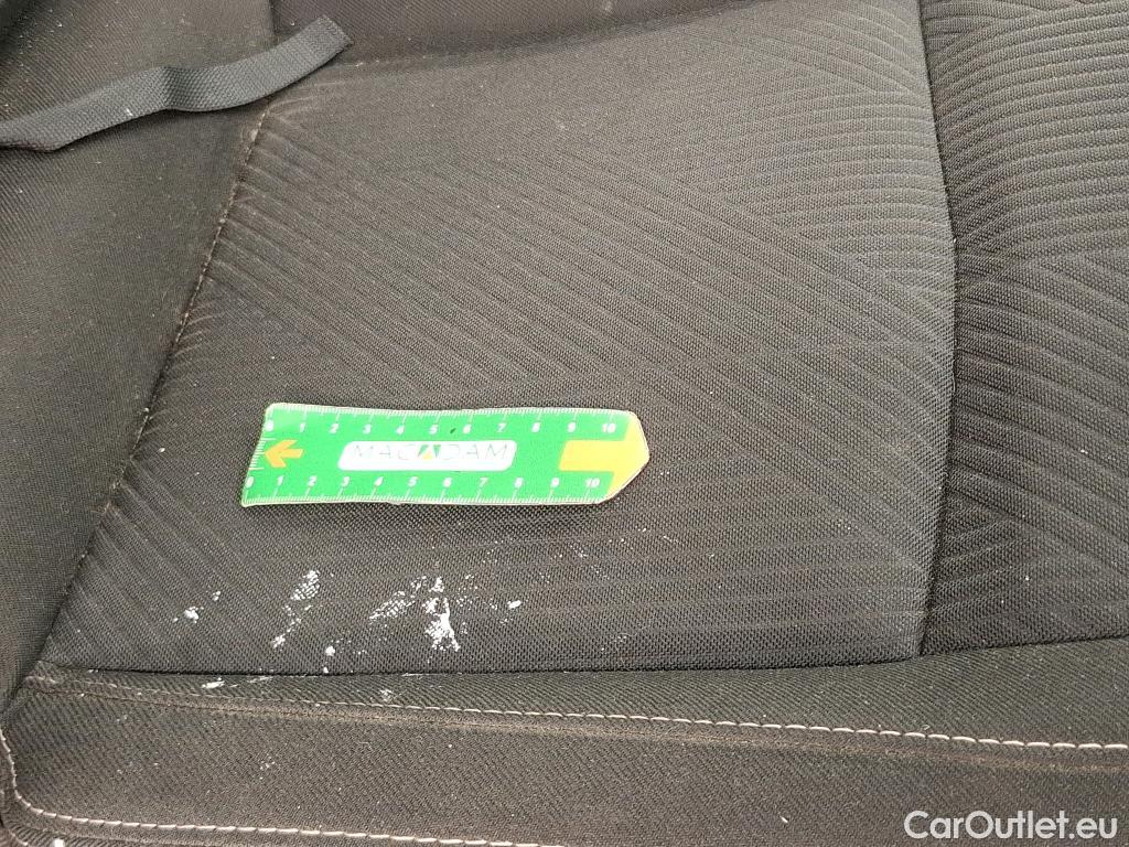  Renault  Trafic RENAULT  / 2019 / 4P / Fourgon tole FG GCF L1H1 1000 dCi 120 #18